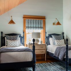 Oomph Wilton 4-Poster Bed Beds 12 Oomph Wilton 4-Poster Bed Beds