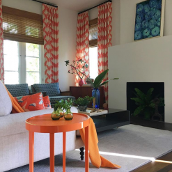 Oomph Tables Tini VI Table