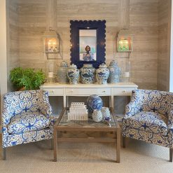 Oomph Manhattan Stretch Console