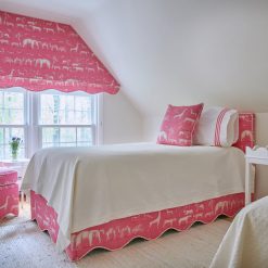 Oomph Beds Capri Classic Platform Bed