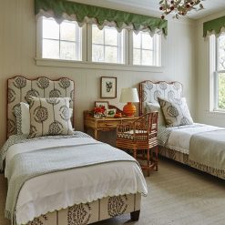 Oomph Wave Platform Bed